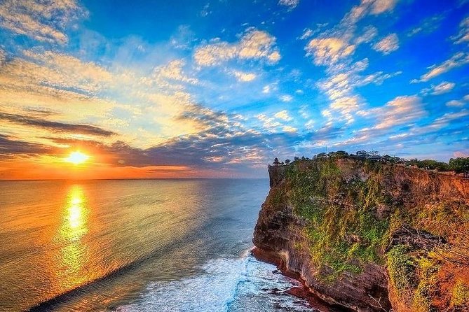 Uluwatu Temple & Kecak Fire Dance Show (Include All Tickets) - Kecak and Fire Dance: Ramayana storytelling through chant and flame