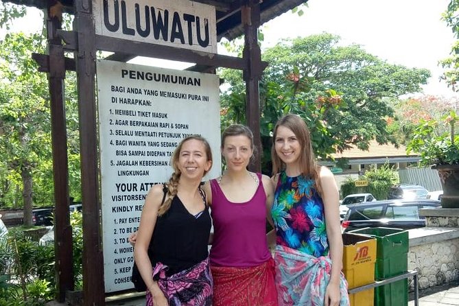 Uluwatu tour & Balinese kecak dance - Stop 4: Melasti Ungasan Beach (Sun, Swim, and Another Coastal Reset)