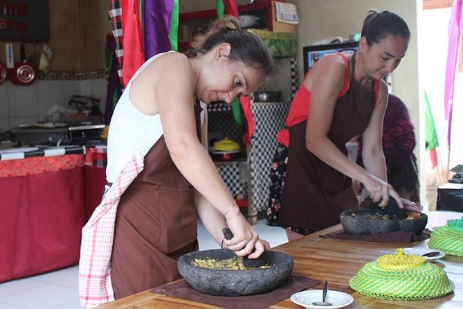 Vegetarian Ubud Cooking Class Bali - The ulekan spice pastes: the lesson you’ll remember