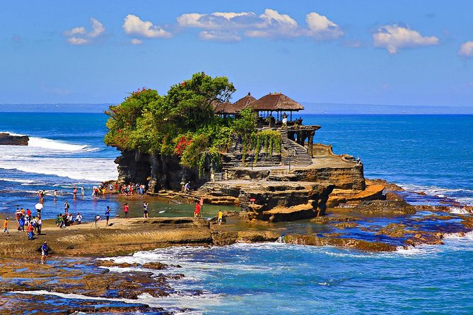 West Bali Tour: Taman Ayun, Ulun Danu Beratan, Jatiluwih Rice Terrace, Tanah Lot - Key things that make this West Bali tour worth it