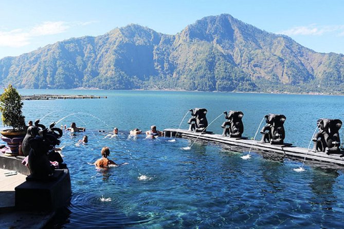 Wonderful 3 Days of Bali Private Guided Tour All Inclusive - Day 1 in Ubud and up toward Batur: dance, craft villages, monkeys, and blessing-water